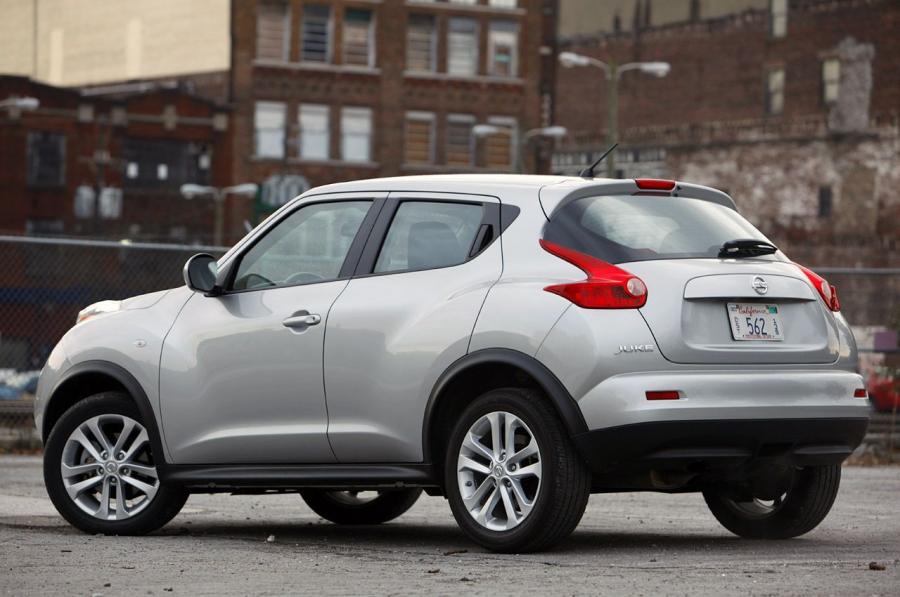  Nissan Juke 2010 года  (фото 90 из 174)